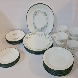 Corelle Corning Green Ivy Dinner Set 48 Pieces Vintage